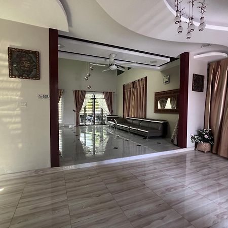 Nurbayu Chalet, Kemaman 콴탄 외부 사진