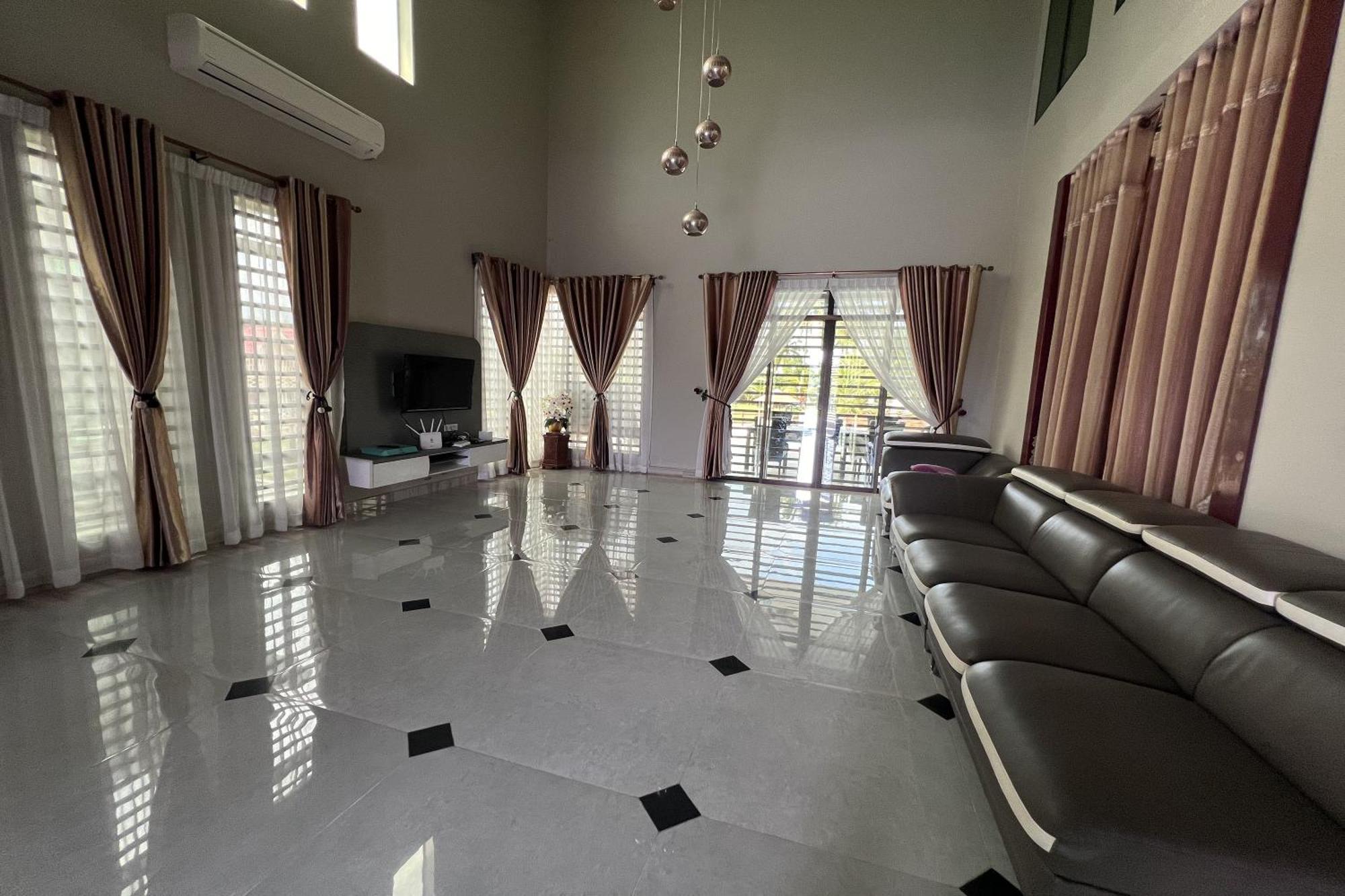 Nurbayu Chalet, Kemaman 콴탄 외부 사진