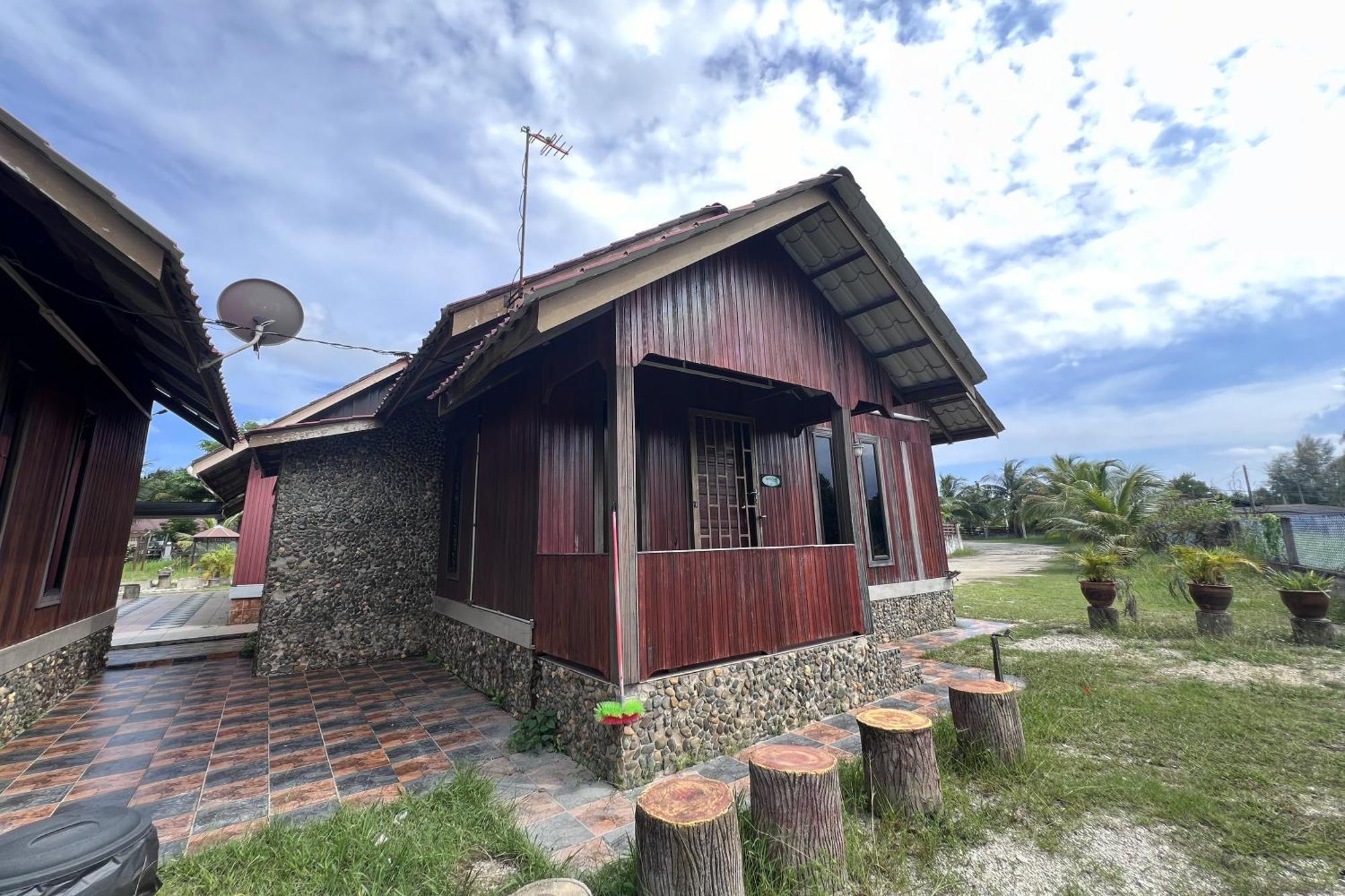 Nurbayu Chalet, Kemaman 콴탄 외부 사진