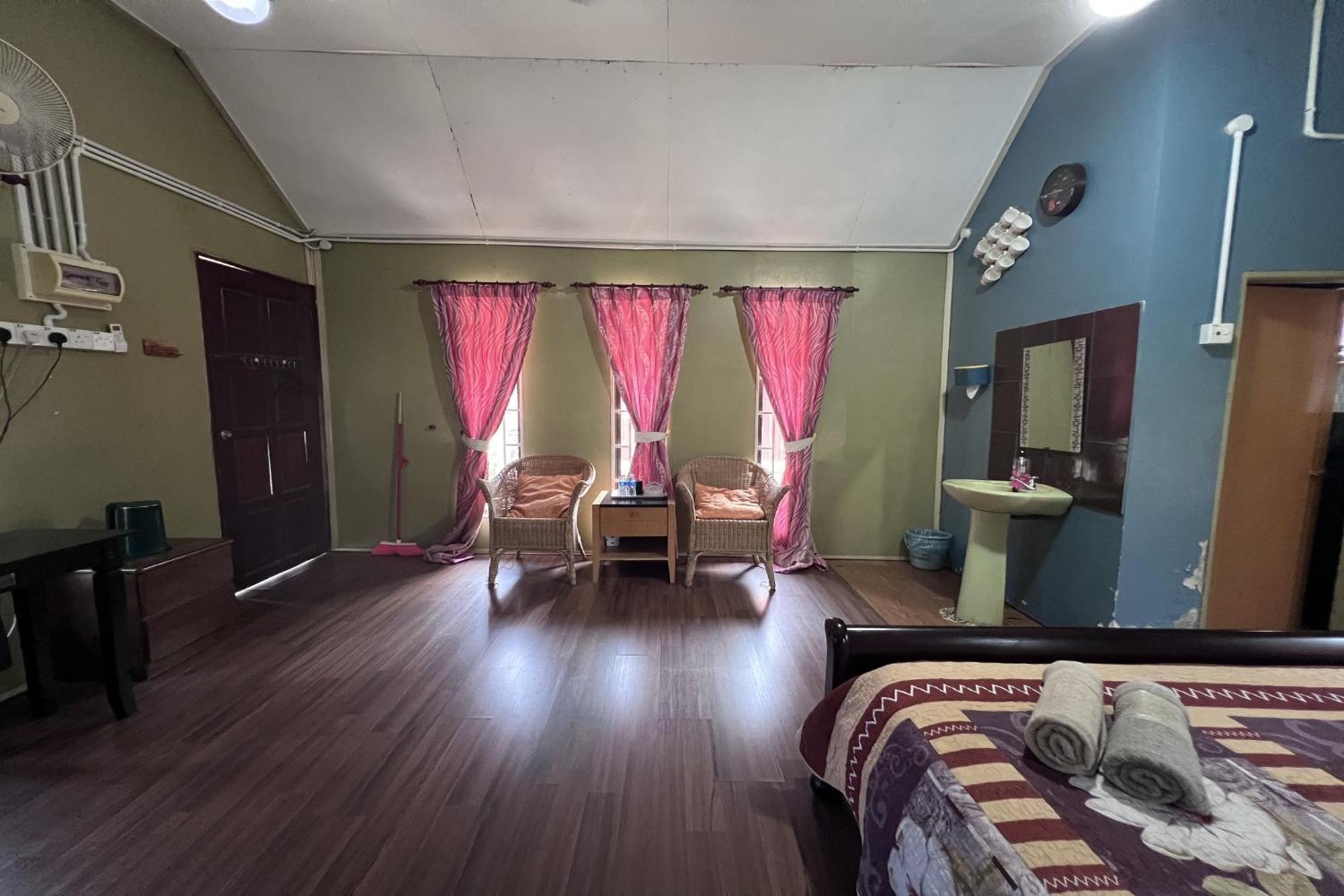 Nurbayu Chalet, Kemaman 콴탄 외부 사진