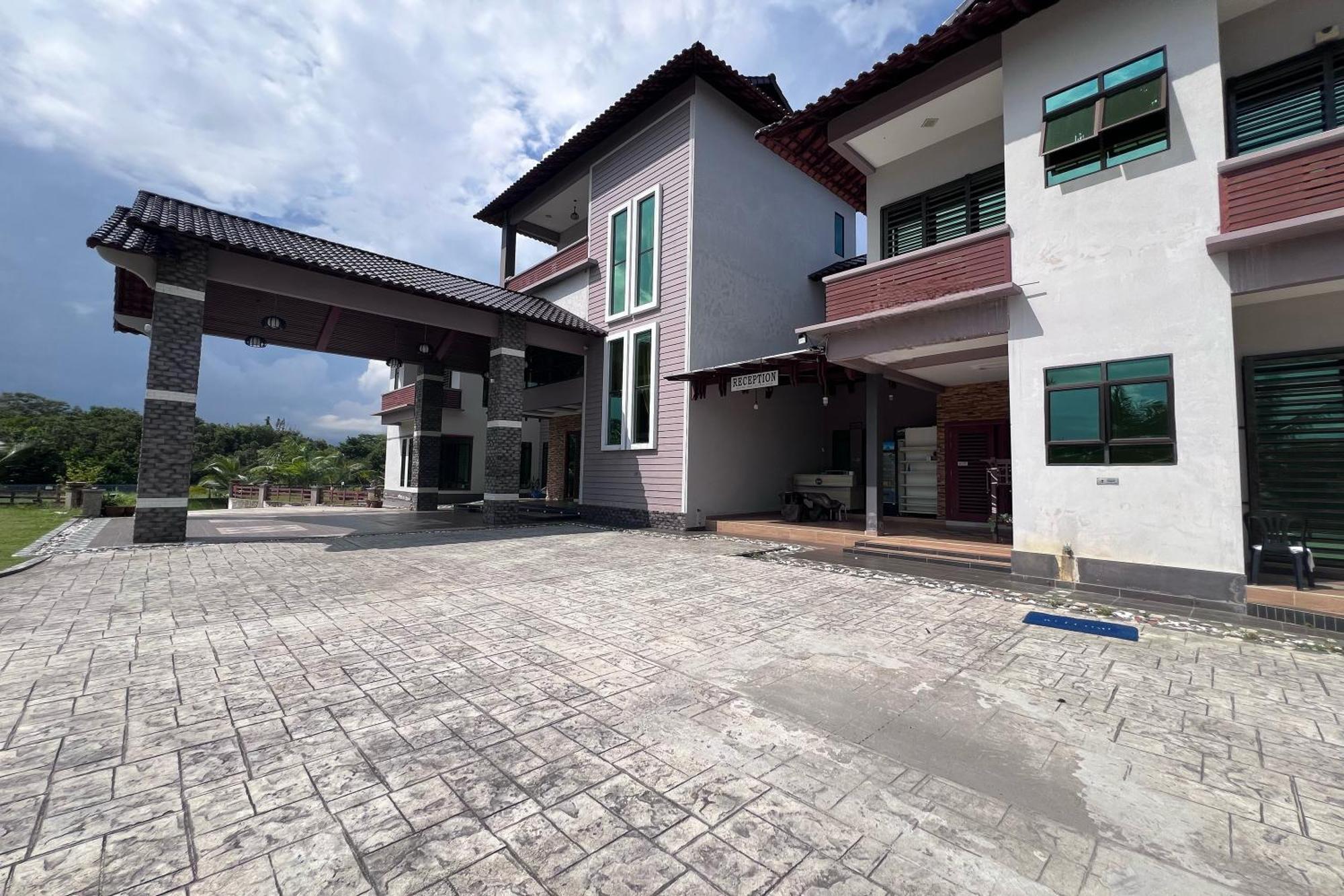 Nurbayu Chalet, Kemaman 콴탄 외부 사진
